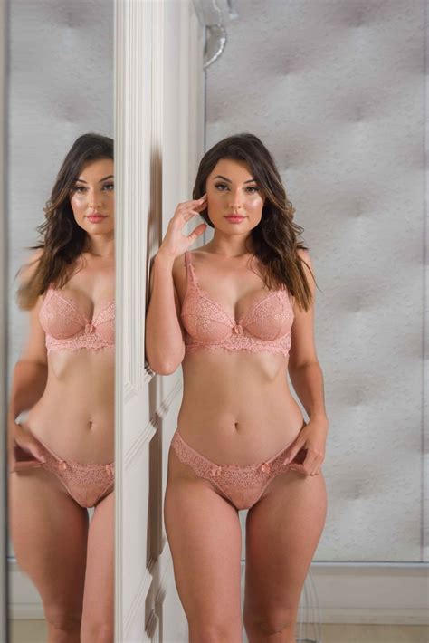 Conjunto De Lingerie Sem Bojo Em Renda Aro Ros