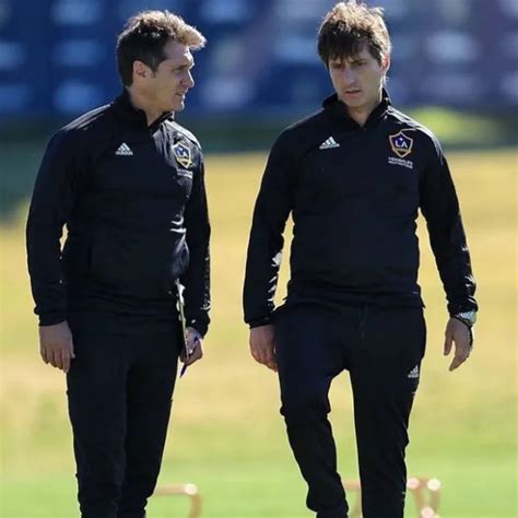 Mellizos De La Vida Y El F Tbol Guillermo Y Gustavo Barros Schelotto