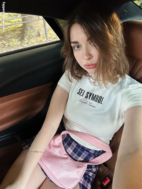 Arina Berdnikova Ahrinyan Nude OnlyFans Leaks Fappening Page 3 FappeningBook