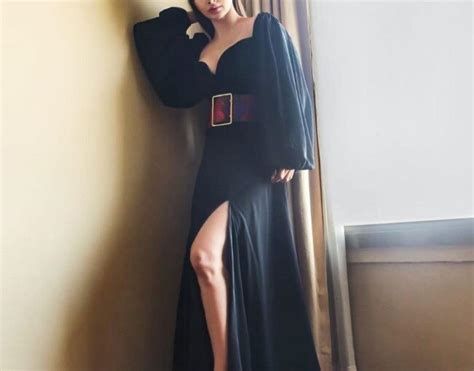 Mouni Roy Raising The Temperatures With Her Hot Look