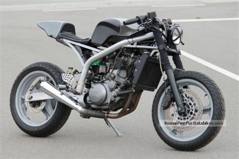 MZ Naked Bike Moto ZombDrive