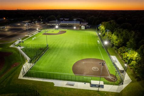 Webster Thomas High Schools Multi Purpose Athletic Facility Wins