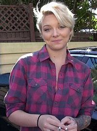 Short Haired Bimbo Sucking And Fucking Tyler S Cock For His Cash Photos Tyler Steel Milf Fox