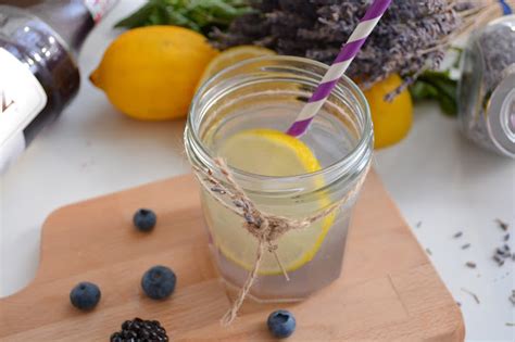 Ninelly: Lavander Lemonade