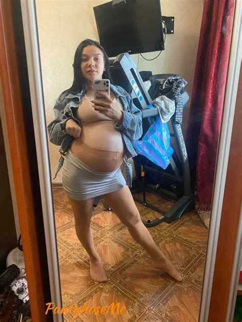 Pregnant Brunette In Sheer Pantyhose Nude Pics XHamster