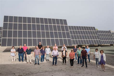 Los 62 000 pioneros de la energía fotovoltaica en España siguen