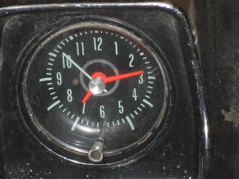 1968 Chevrolet Camaro Console Clock Assembly 68ccc