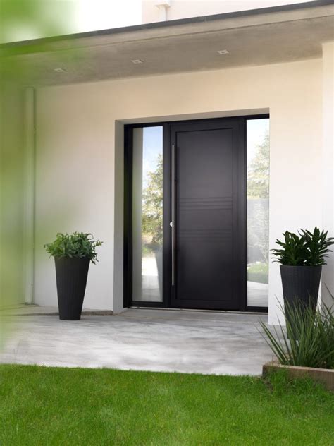 Les réalisations de Porteshop, spécialiste de la porte d'entrée à Bordeaux