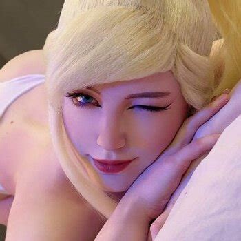 Lunaritie Lunaritiecosplay Nude Leaks OnlyFans TheFappening