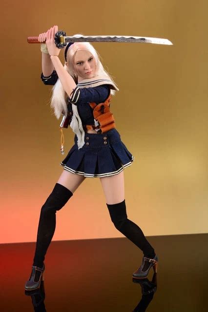 HOT TOYS MMS 157 1 6 Figur Babydoll Sucker Punch Gebraucht TOP EUR 250 00 PicClick DE