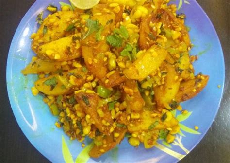 क्रिस्पी पीनट पोटैटो Crispy Peanut Potato Recipe In Hindi रेसिपी बनाने की विधि In Hindi By