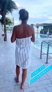 INSTA VID RG Debbe Dunning Rear View In Cheeky Bikini At Pool Phun Org Forum