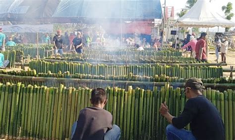 Pecahkan Rekor MURI Pembakaran 7000 Nasi Bambu Terbanyak