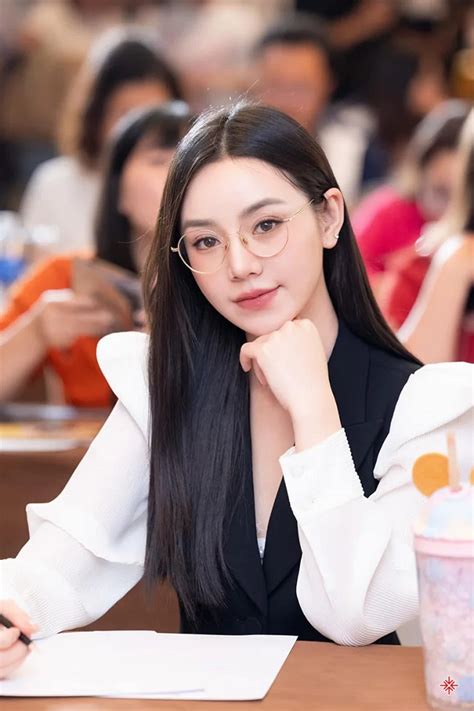 Hot Girl Sitcom Qu Nh Kool T Ng B C Ph S Ng N Ch Nh Phim Gi V Ng Vtv