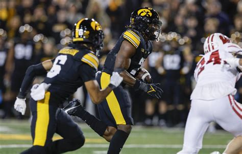 Iowa Football Dominates At Line Of Scrimmage In Blowout Win Over Wisconsin The Gazette