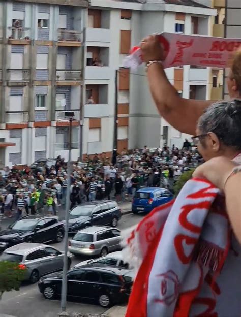 DESPORTO Futebol Aqui é Braga gritaram os adeptos do SC Braga à