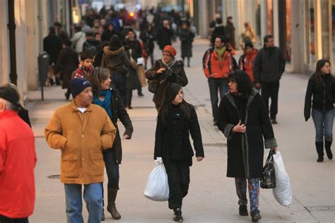 Commerce les dimanches avant Noël louverture est incontournable