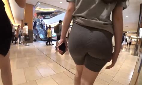 Babe With Nice Shape In Shorts Not OC Short Shorts Volleyball Forum