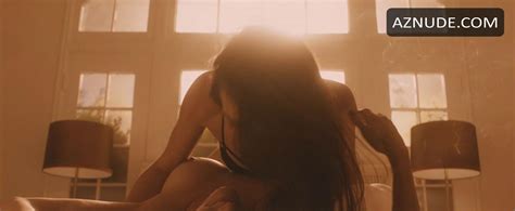 UMA THURMAN Nude AZNude