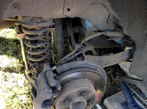 Замена задних пружин Форд Фокус 2 своими руками