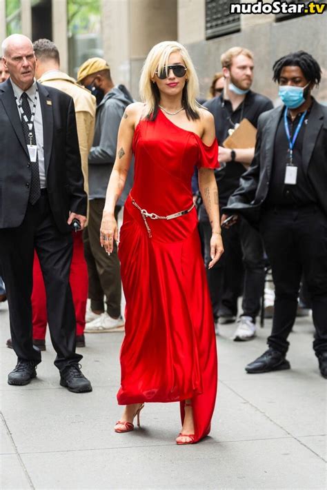 Miley Cyrus MileyCyrus Nude OnlyFans Photo 623 Nudostar TV