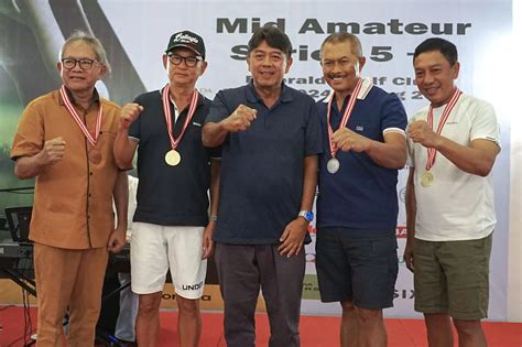 AGI Konsentrasi Di Mid Amateur Series GOLF