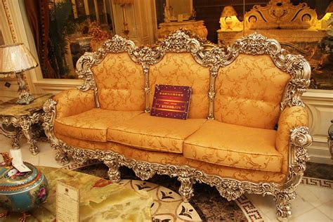 Диваны | Европейская эксклюзивная мебель из натурального красного ...