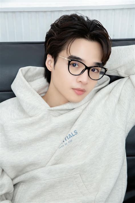 Tun Ph M L Ai Ti U S Hot Tiktoker C M C Thu Nh P Si U Kh Ng