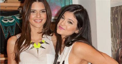 La Vdm People Nos Parents Ont Une Sex Tape Premiere Fr