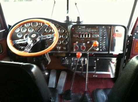 1987 Peterbilt 359 Interior Peterbilt Interiors And Rigs | Porn Sex Picture