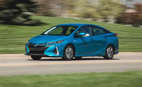 2020 Toyota Prius Prime Reviews Toyota Prius Prime Price Photos And