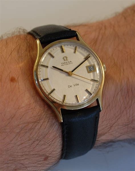 SOLD 1976 Omega de Ville men's 9kt gold automatic watch - Birth Year ...