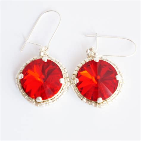 Boucles D Oreilles Fantaisie Rouges Et Argent Es En Cristal De Swar