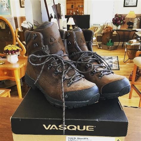 Best Vasque Hiking Boots (5 Top Picks for Men & Women)