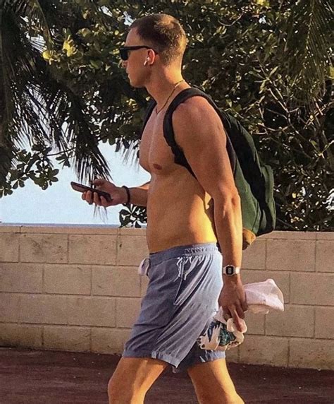 Pin By Jjvelez On Drew Starkey Hot Actors Drew Starkey Shirtless