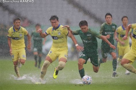 首位新潟が4連勝！ 横浜fcと岡山も白星徳島は23分目でj2新記録／j2第38節 Mixiニュース