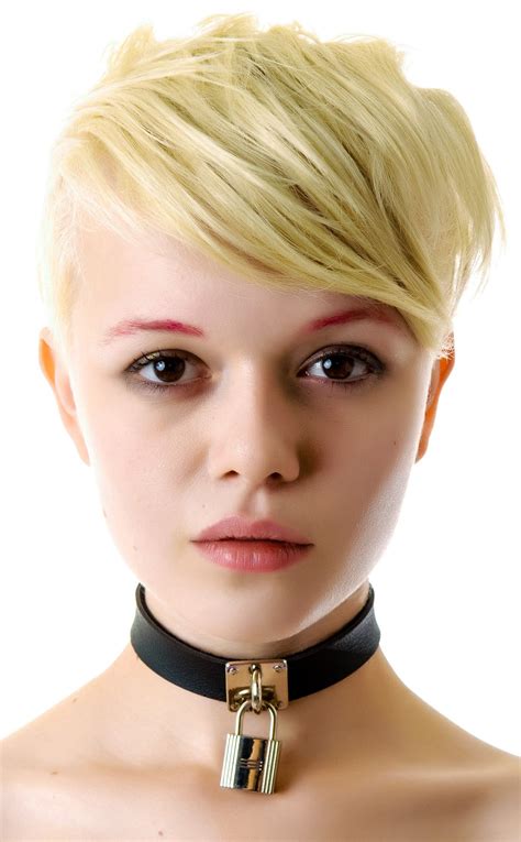 Deandri Lock It Choker Dolls Kill Short Hair Styles Chokers Blonde Goth