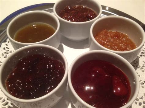 Le petit déjeuner Bay Ouest chambres d hôtes gay