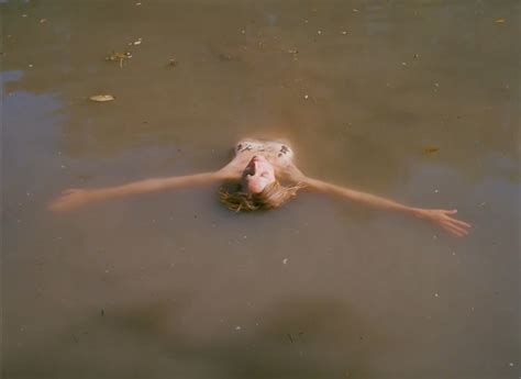 Nude Video Celebs Sabrina Seyvecou Nude I Tempi Felici Verranno Presto