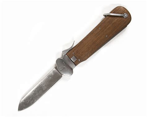 Gravity Knife Guide History Mechanics And Types Of Gravity Knives