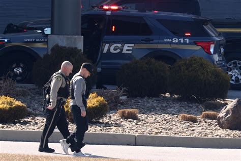 Motive revealed in Pennsylvania hospital shooting that left 1 officer