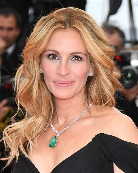 CELEBRITY PHOTOS POSTERS Julia Roberts Hot In Shoulder Less Dress Photo CL2552 14 60