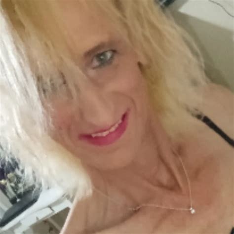 Steph Uses Vibes American Shemale Amateur Amateur Porn XHamster