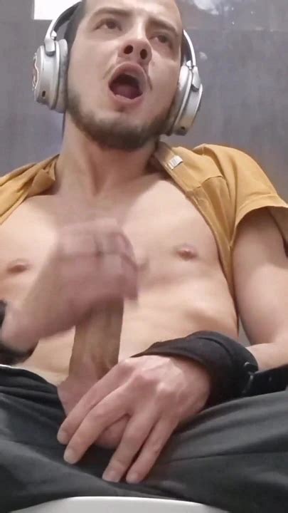 Quick Break At The Office Toilet Gay Man Porn Feat Fitguywithbigdick By FapHouse XHamster