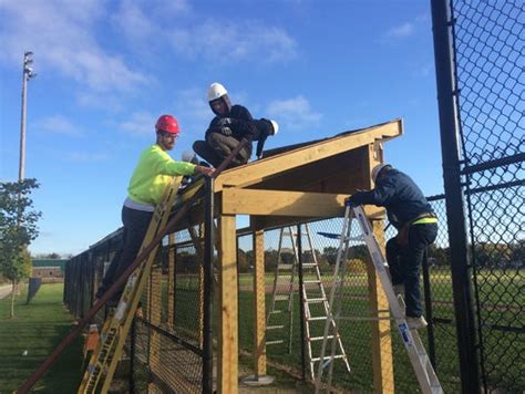 Brown Deer Students Build Dugouts For Baseball Team