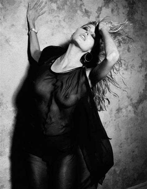 Naked Estella Warren Added 07 19 2016 By