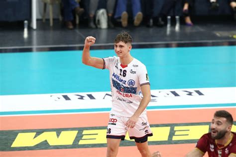 Pallavolo SuperLega Milano Ritrova Porro Ed Il Suo Gioco Civitanova