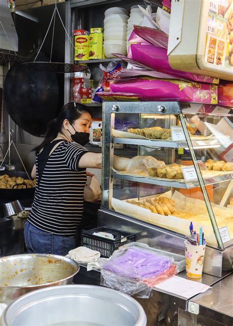 J2 Famous Crispy Curry Puff - Gorgeously Flaky Puffs With Generous