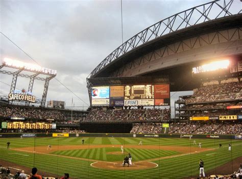 4 Great Reasons To Go To A Baseball Game