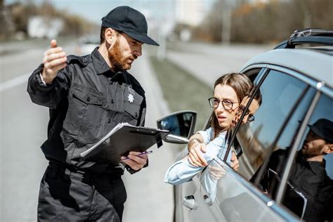 Jak zostać policjantem Warunki przyjęcia do policji zasady rekrutacji